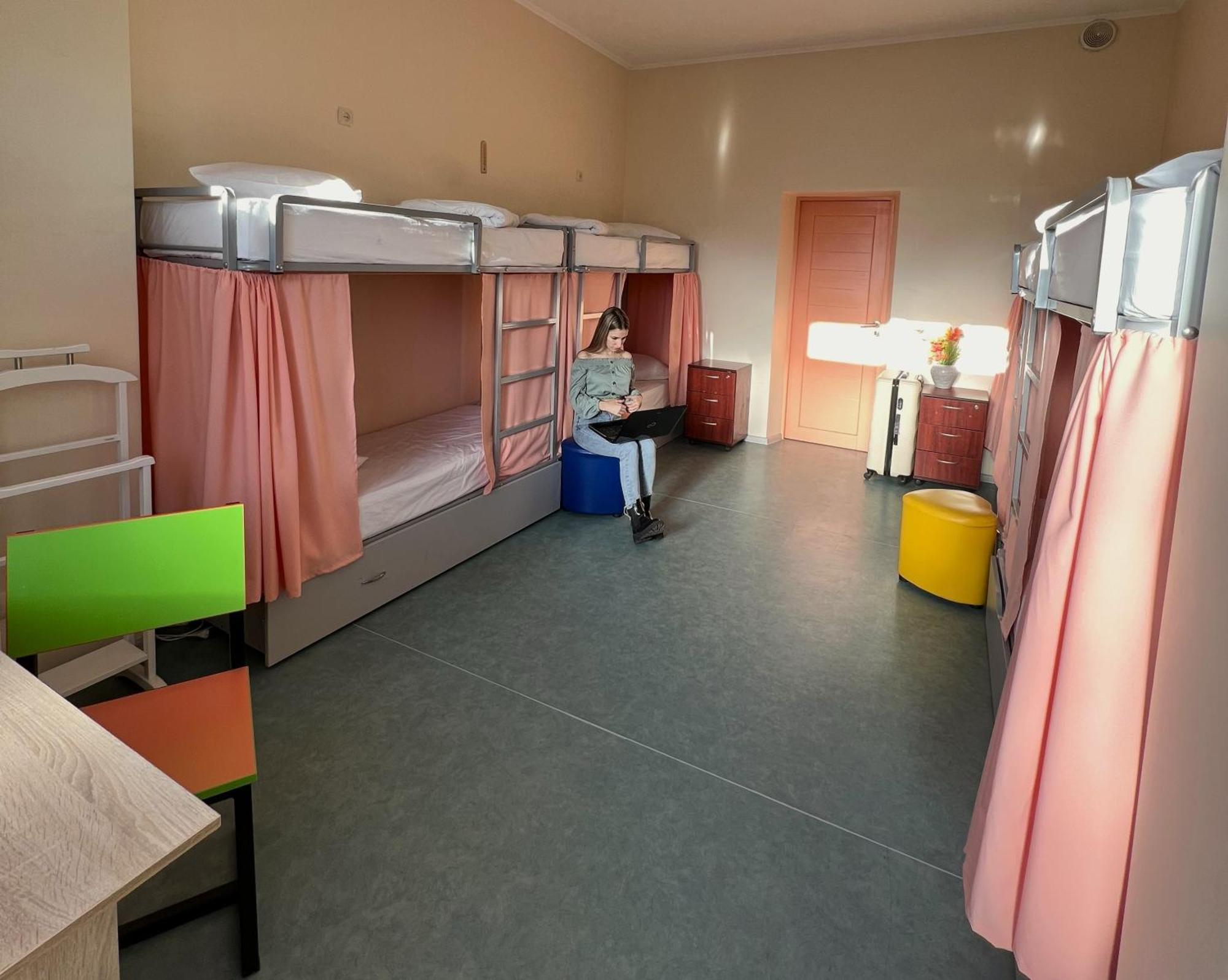 Demeevsky Hostel Kiev Exterior foto